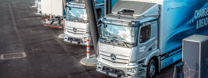 Daimler Trucks setzt sich hohe Ziele – Ausbau des Landenetztes kommt nicht richtig voran - Newsbeitrag