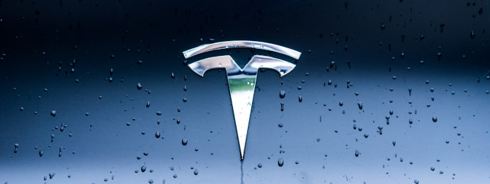Einmal mehr senkt Tesla die Preise, was auch für den Aktienkurs wahrscheinlich nichts Gutes bedeutet - Newsbeitrag