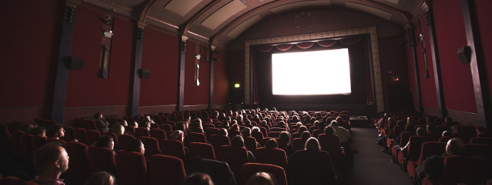 Die AMC Entertainment-Aktie schießt unkontrolliert in die Höhe, wofür es allerdings nicht einmal ansatzweise einen nachvollziehbaren Grund gibt - Newsbeitrag