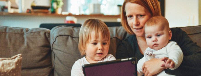 Kinderbetreuungskosten durch Großeltern steuerlich absetzen - Newsbeitrag