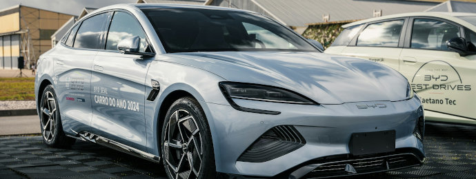 Gerüchtewiese schmiedet die chinesische Regierung an einem neuen Megakonzern im Autosegment, der BYD in Sachen Auslieferungszahlen hinter sich lassen könnte - Newsbeitrag