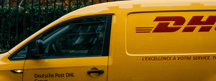 Zumindest im Inland brummt das Paketgeschäft der DHL Group und sinkende Kosten lassen die Gewinne steigen