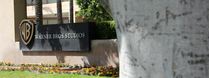 Warner Bros. empfiehlt den Anlegern zur Annahme der Übernahme durch Netflix und spricht sich damit gegen ein höheres Gebot von Paramount aus