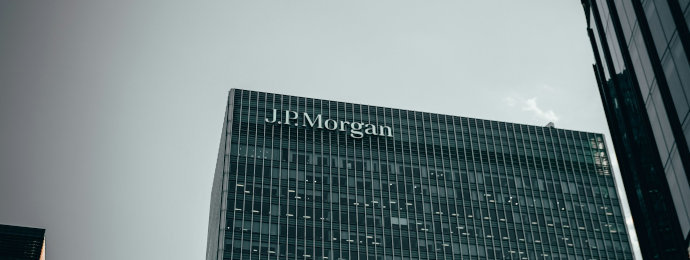 Die Zahlen von JPMorgan liegen über den Erwartungen, dennoch bekommt die Aktie es mit Verkaufsdruck zu tun