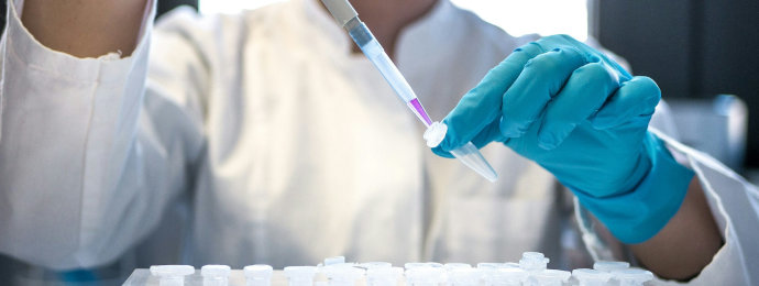 Wacker Chemie schreibt zum ersten Mal seit Jahren Verluste und unterstreicht damit noch einmal die Krise im Segment - Newsbeitrag