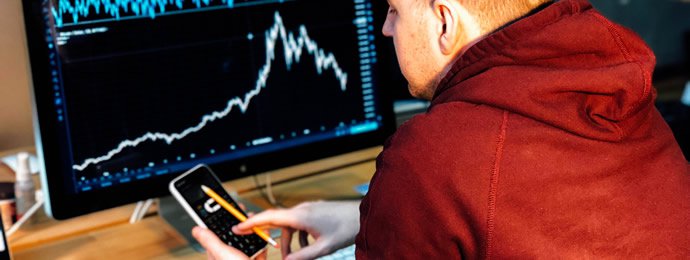 Edelmetall-Crash geht weiter, Bitcoin auf 52-Wochentief und Julius Bär hält Dividende stabil - BÖRSE TO GO - Newsbeitrag