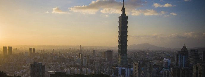 TSMC boomt weiter, Tesla steigt in Chipproduktion ein und DocMorris verfehlt Umsatzerwartung - BÖRSE TO GO