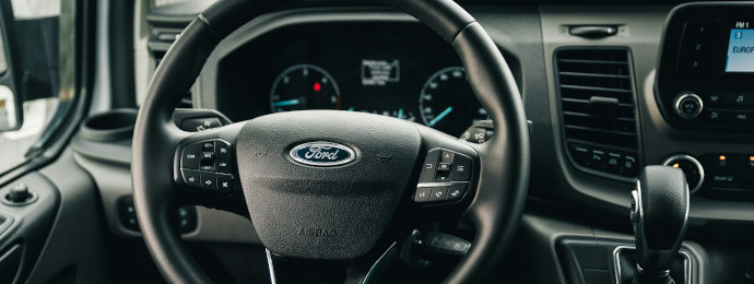 Dank überraschend guter Quartalsergebnisse wechselt Ford auf die Überholspur und schraubt die Prognose nach oben