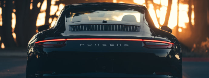 NTG24 - Porsche und Volkswagen fahren plötzlich in unterschiedliche Richtungen