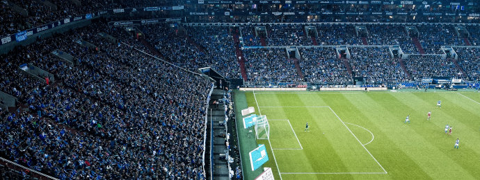 BVB-Aktie oder Schalke-Anleihe: Welches Investment macht das Rennen? - Newsbeitrag