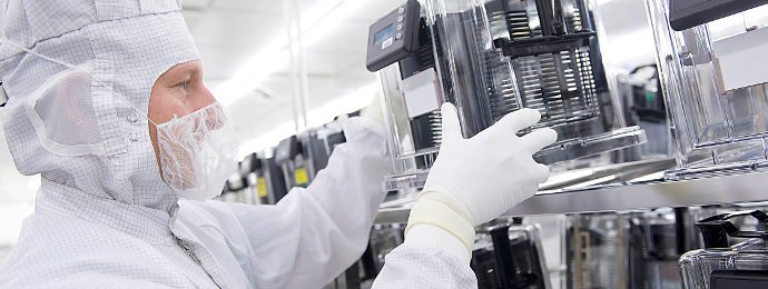 Entegris: KAUFEN - Weltgrößter IT-Produktionschemikalien-Hersteller vor den Q3-Zahlen nahe am Kursrekord - Newsbeitrag