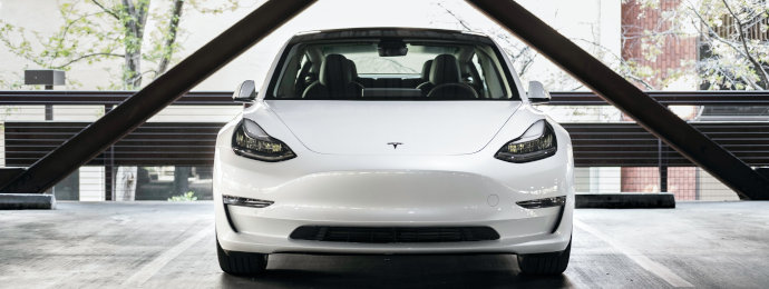 Bei Tesla steht wohl ein Update für das Model 3 an, was auch die Bilanzen aufhübschen könnte
